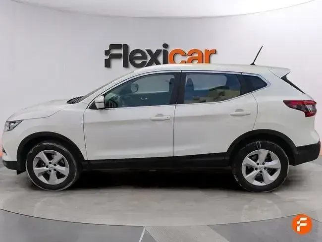 Usado Nissan Qashqai Acenta 140 CV (102 kW) 2018 Blanco SUV