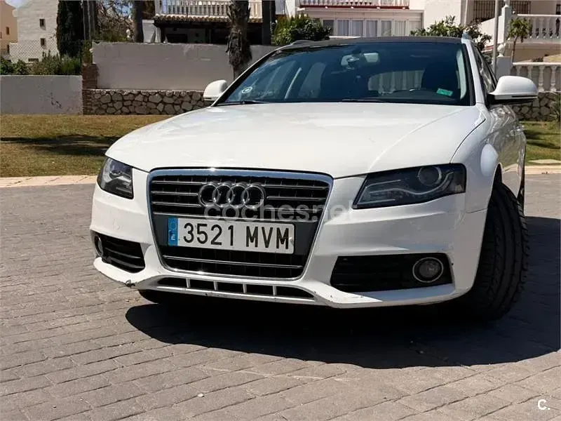 Usado Audi A4 Premium 160 CV (117 kW) 2008 Blanco Familiar