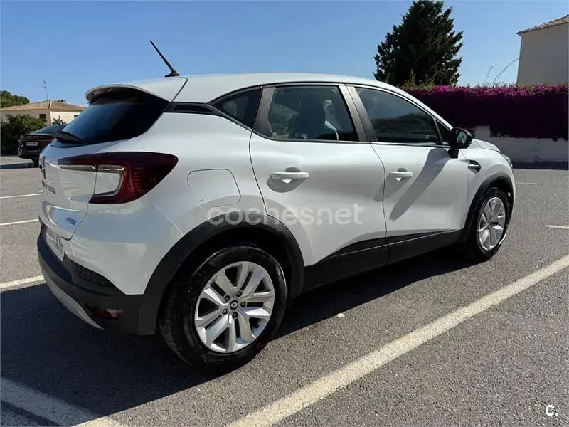 Usado Renault Captur Zen 145 CV (106 kW) 2022 Blanco SUV