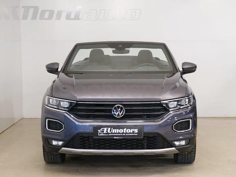 Usado VW T-Roc Style 150 CV (110 kW) 2021 Gris / plata SUV