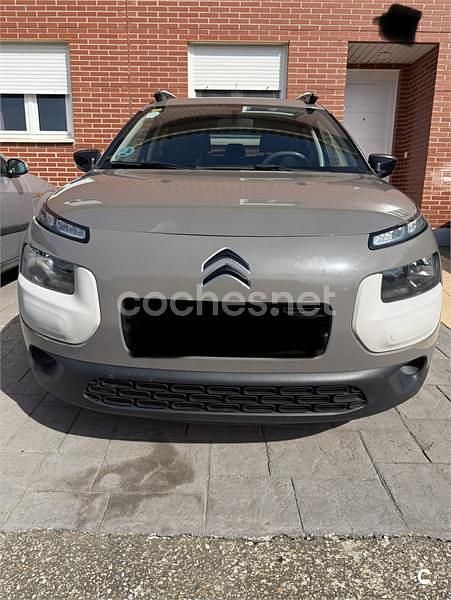 Usado Citroën C4 Feel 110 CV (80 kW) 2016 Marrón Berlina