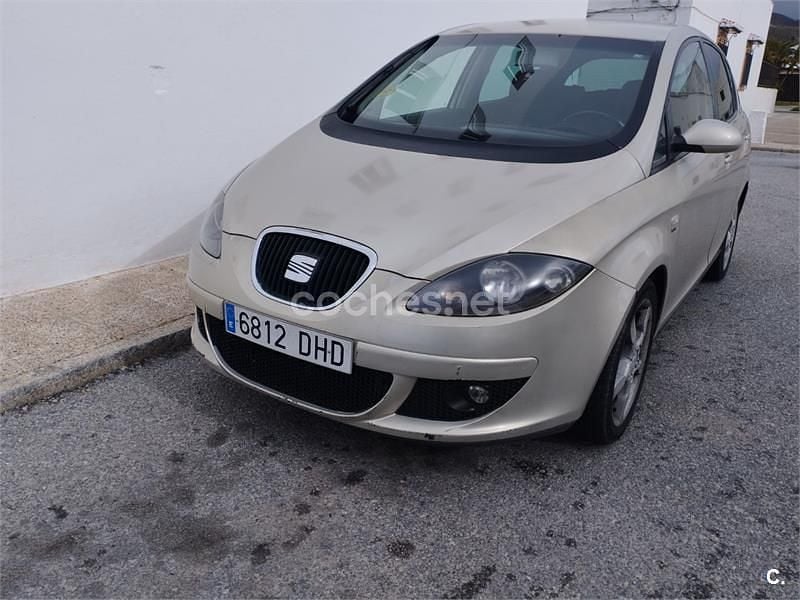 Beige Usado 2005 Seat Toledo Sport Berlina | 3300 € (Precio justo) - Imagen 1/4