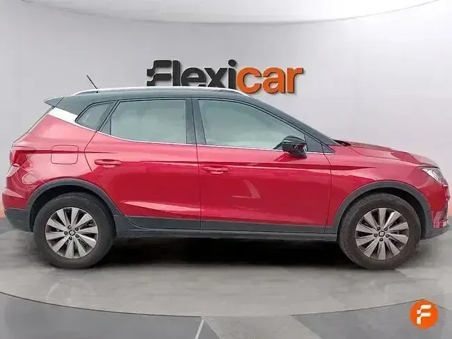 Używany Seat Arona XCELLENCE 115 KM (84 kW) 2019 Czerwony SUV