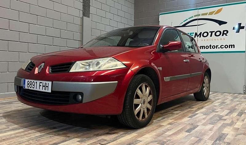 Usado Renault Mégane II Business 106 CV (77 kW) 2007 Rojo Utilitario