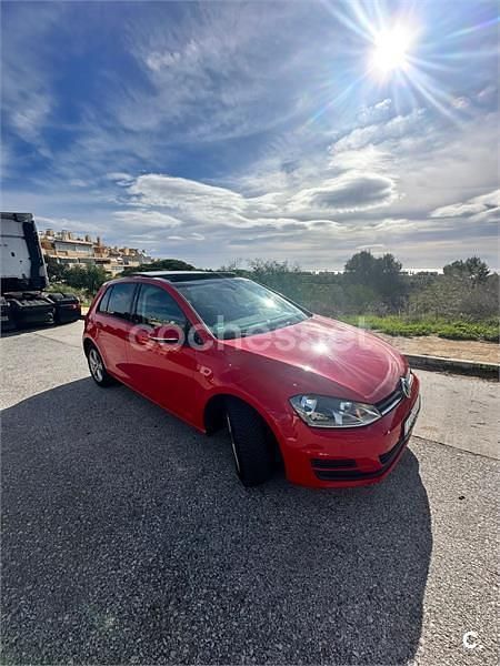 Usado VW Golf VII Advance 110 CV (80 kW) 2017 Rojo Berlina