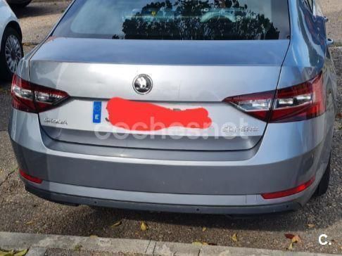 Etiqueta c (verde) Usado 2016 Skoda Superb Berlina | 16.500 € (Caro) - Imagen 1/4