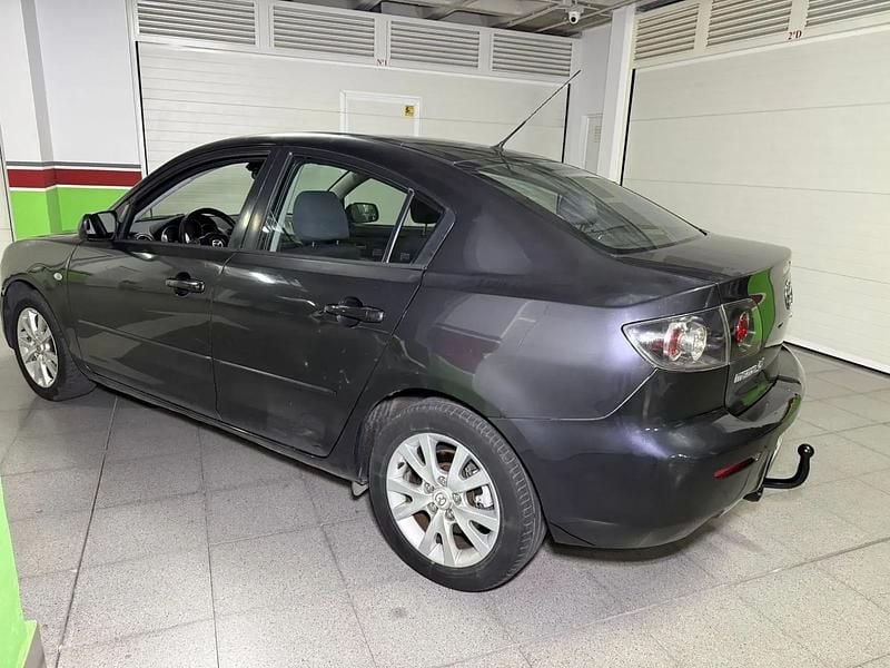 Usado Mazda 3 Active Plus 143 CV (105 kW) 2007 Gris Berlina