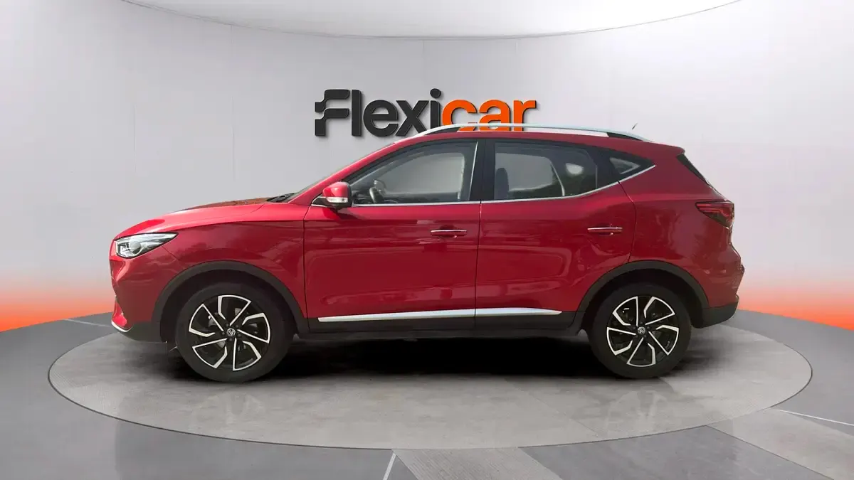 Usado MG ZS Luxury 106 CV (77 kW) 2023 Burdeos SUV