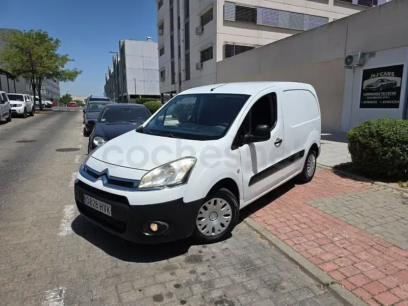 Usado Citroën Berlingo Tonic 92 CV (67 kW) 2014 Blanco Monovolumen