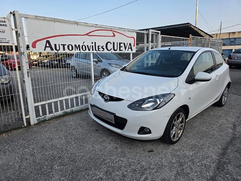 Blanco Usado 2009 Mazda 2 Active Berlina | 5900 € (Precio justo) - Imagen 1/4