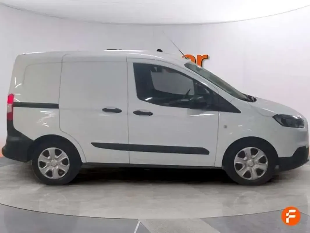 Usado Ford Transit Trend 97 CV (71 kW) 2024 Blanco Van