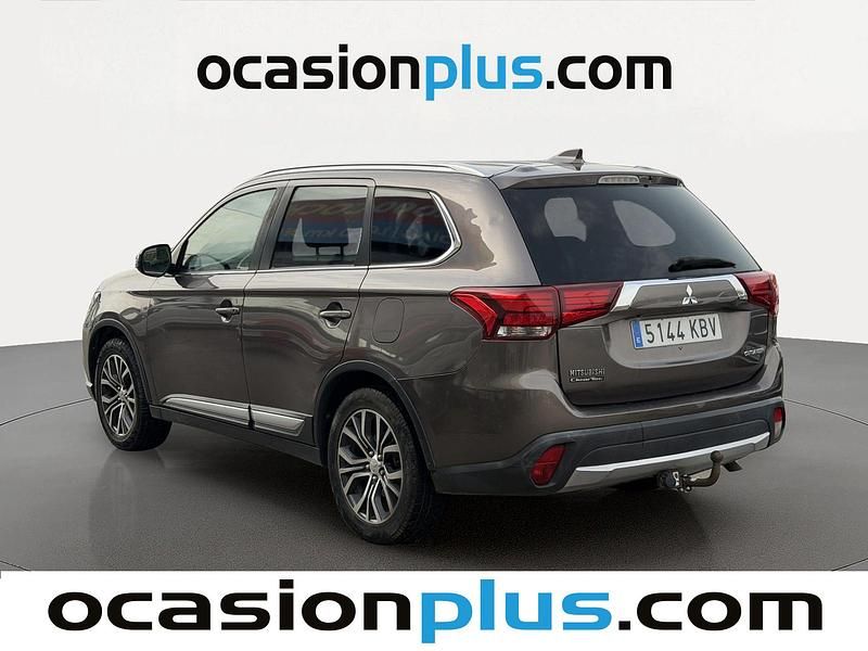 Usado Mitsubishi Outlander Motion 150 CV (110 kW) 2017 Marrón SUV