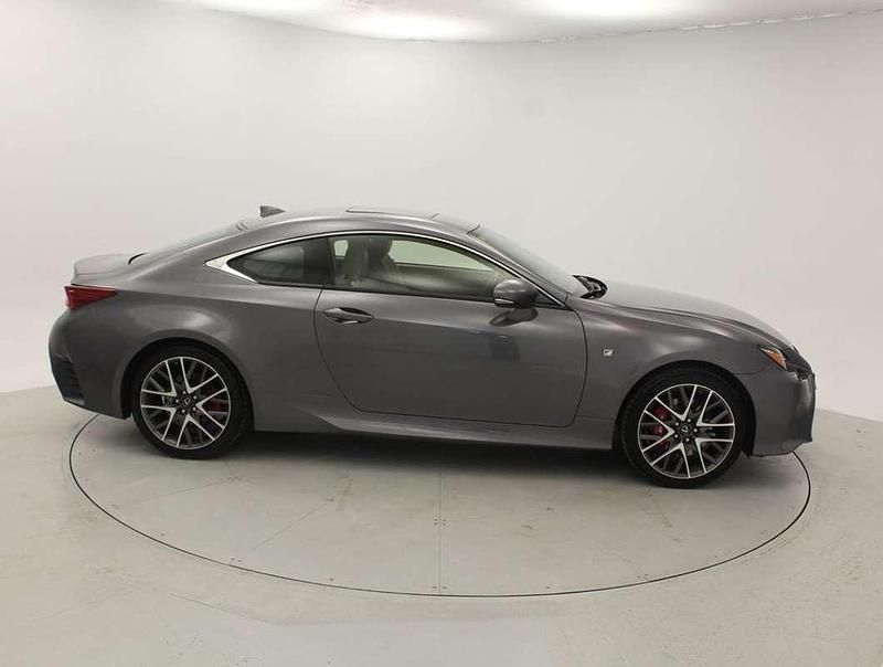 Usado Lexus RC300h Sport Line 223 CV (164 kW) 2018 Gris Coupe