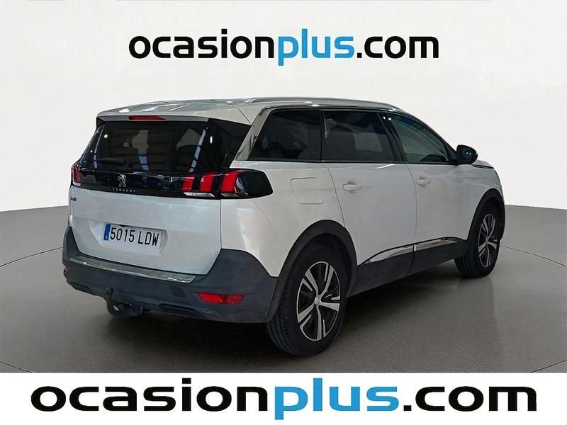 Usado Peugeot 5008 Allure 130 CV (95 kW) 2020 Blanco SUV