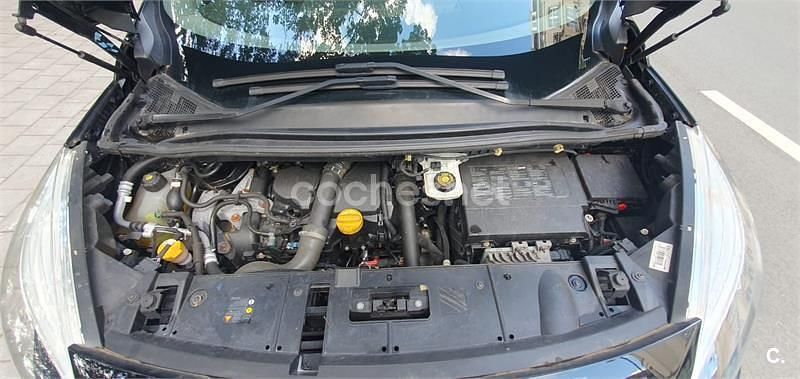 Gris / plata Usado 2014 Renault Grand Scénic III LIMITED Monovolumen | 10.500 € (Precio justo) - Imagen 1/4