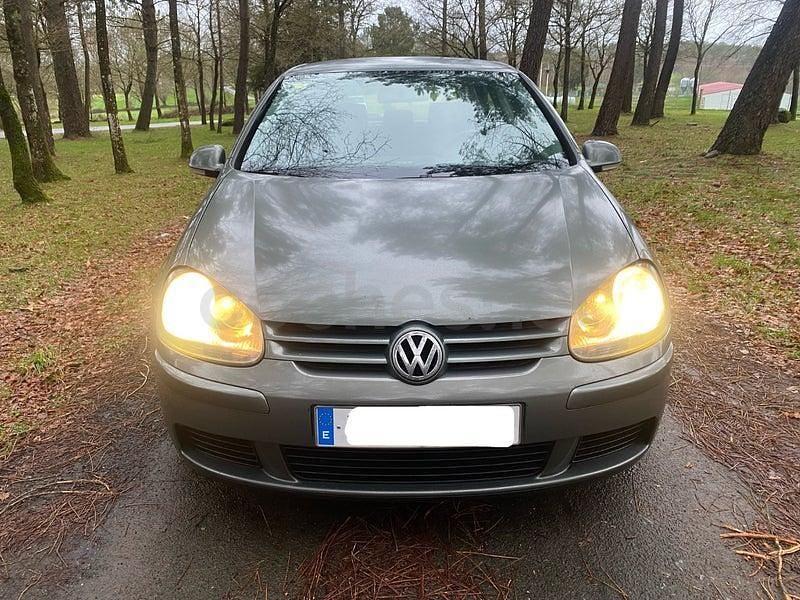 Usado VW Golf IV Highline 105 CV (77 kW) 2004 Verde Berlina