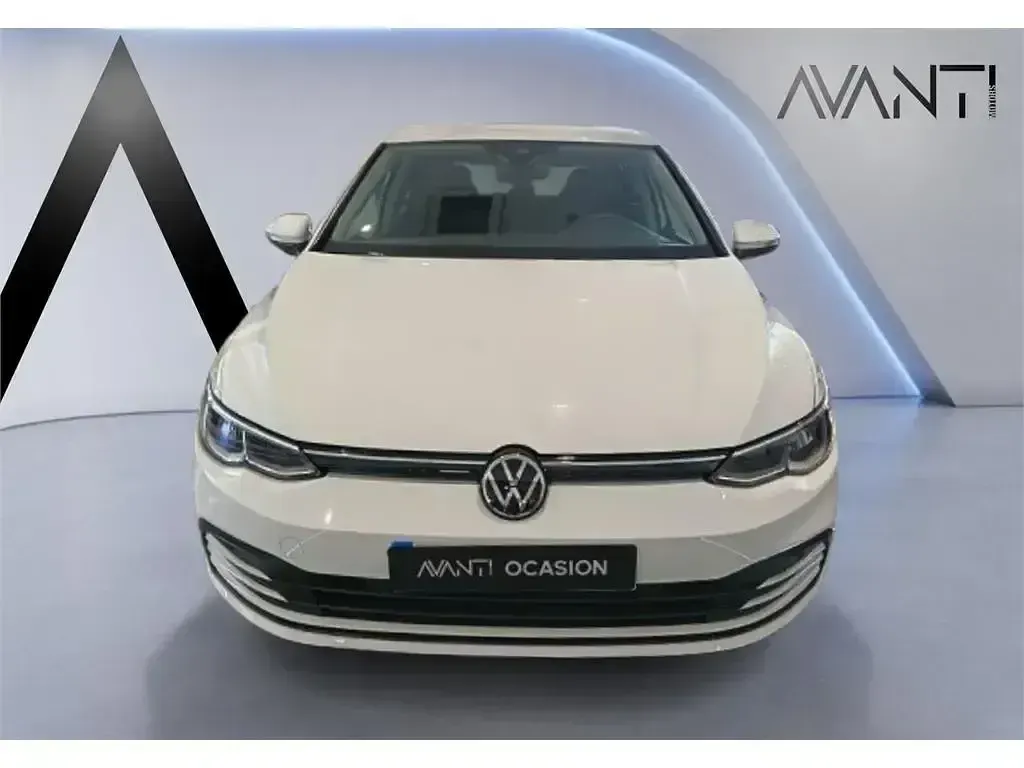 Usado VW Golf VIII Life 110 CV (80 kW) 2022 Blanco Berlina