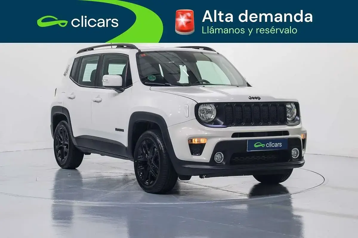 Usado Jeep Renegade Night Eagle 140 CV (102 kW) 2019 Blanco SUV