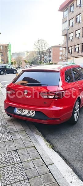 Usado Seat Leon ST FR 184 CV (135 kW) 2015 Rojo Familiar