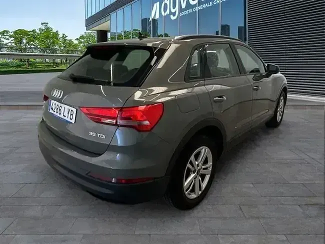 Usado Audi Q3 S-Line 150 CV (110 kW) 2022 Gris SUV