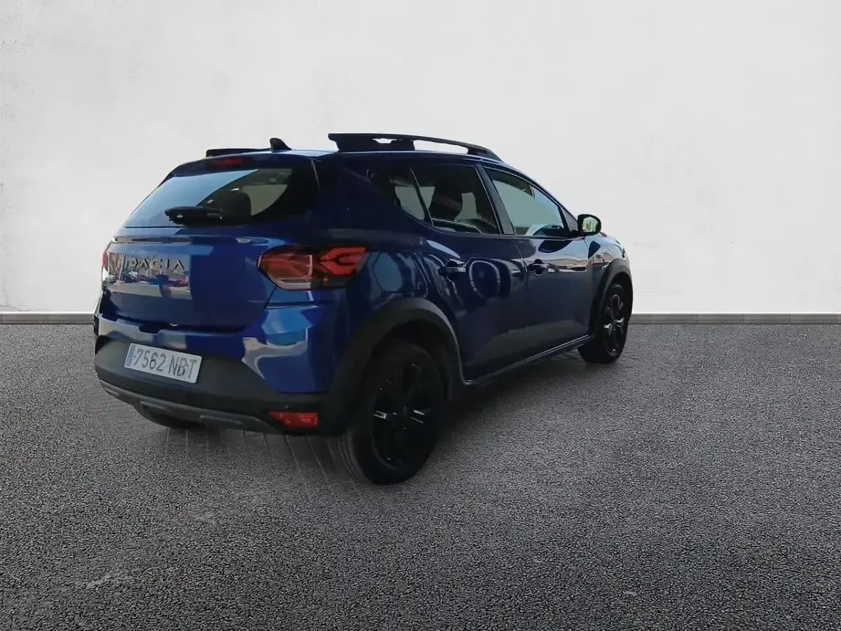 Usado Dacia Sandero Extreme 122 CV (89 kW) 2025 Azul