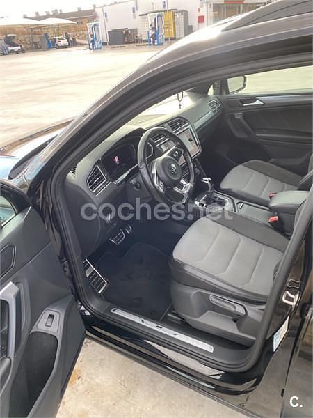 Negro Usado 2020 VW Tiguan Sportline SUV | 29.800 € (Precio justo) - Imagen 1/4