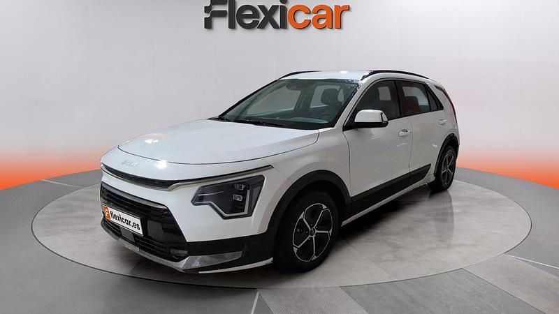 Usado Kia Niro 129 CV (94 kW) 2025 Blanco SUV