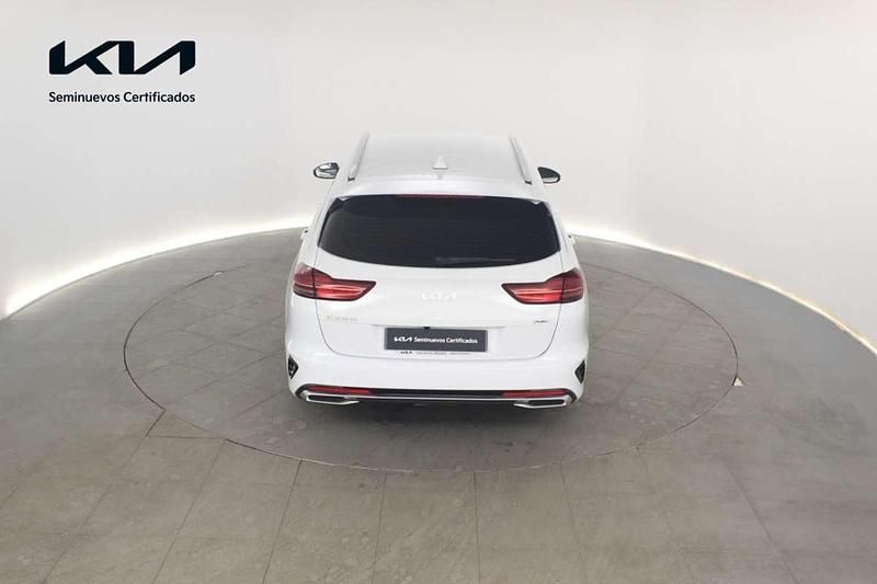 Usado Kia Ceed 141 CV (103 kW) 2025 Blanco Utilitario
