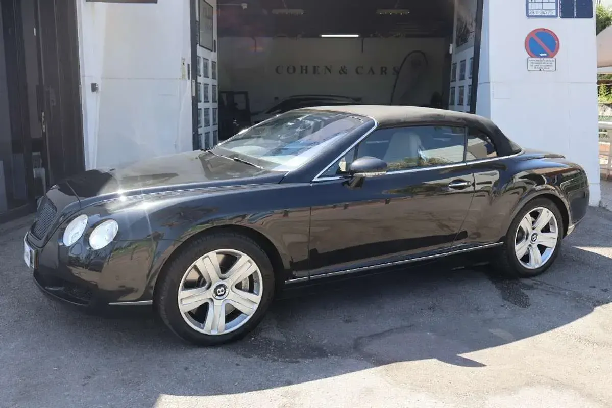 Usado Bentley Continental GT Mulliner 2006 Negro Coupe