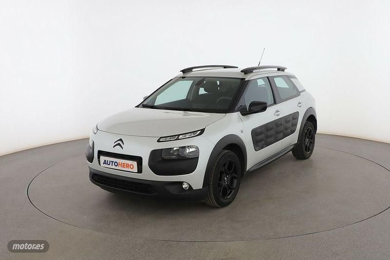 Usado Citroën C4 Feel 110 CV (80 kW) 2017 Blanco Berlina