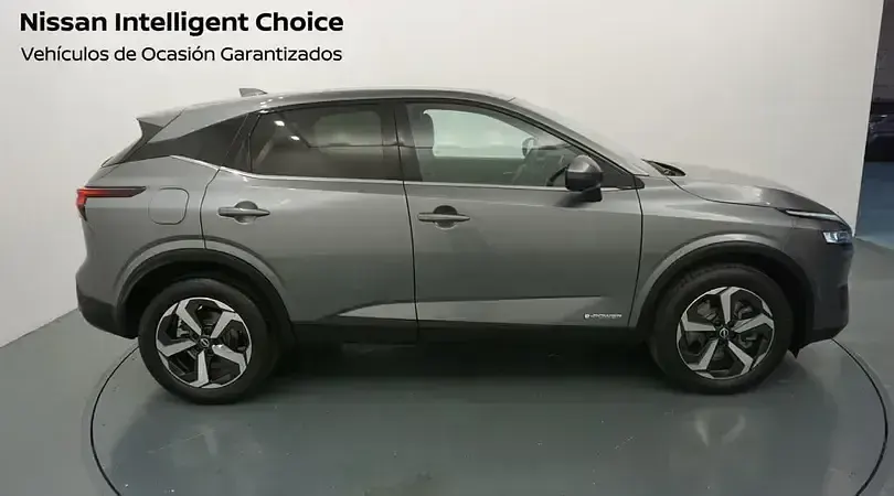 Usado Nissan Qashqai N-Connecta 190 CV (139 kW) 2023 Diamond silver (metalizado) SUV