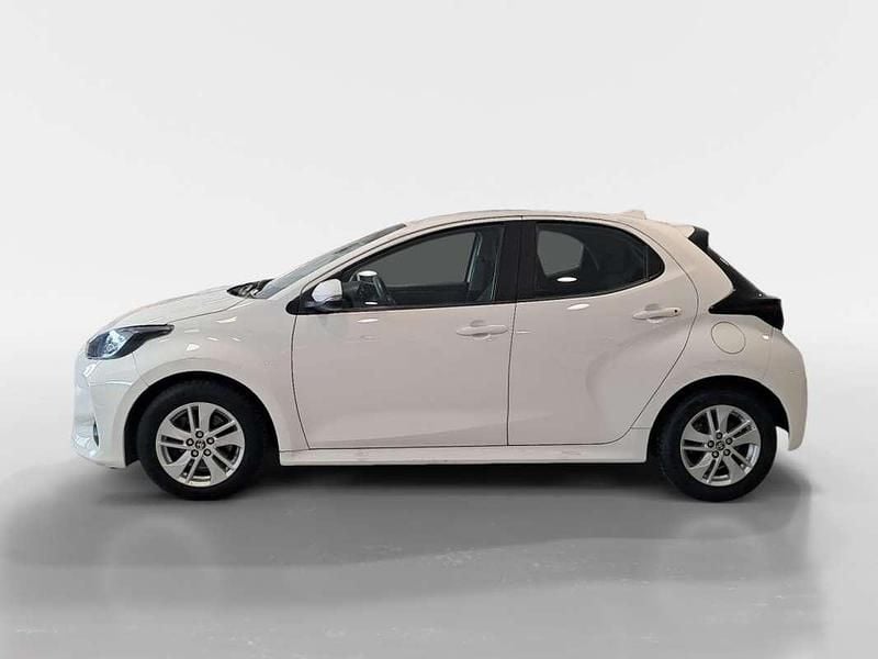 Używany Toyota Yaris Business Edition 116 KM (85 kW) 2021 Biały Hatchback