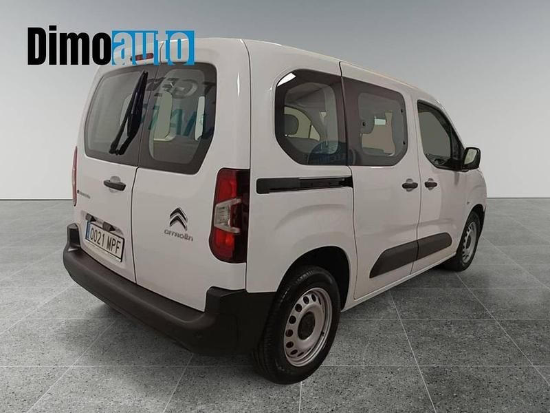 Usado Citroën Berlingo Live 100 kW (136 CV) 2024 Blanco Monovolumen