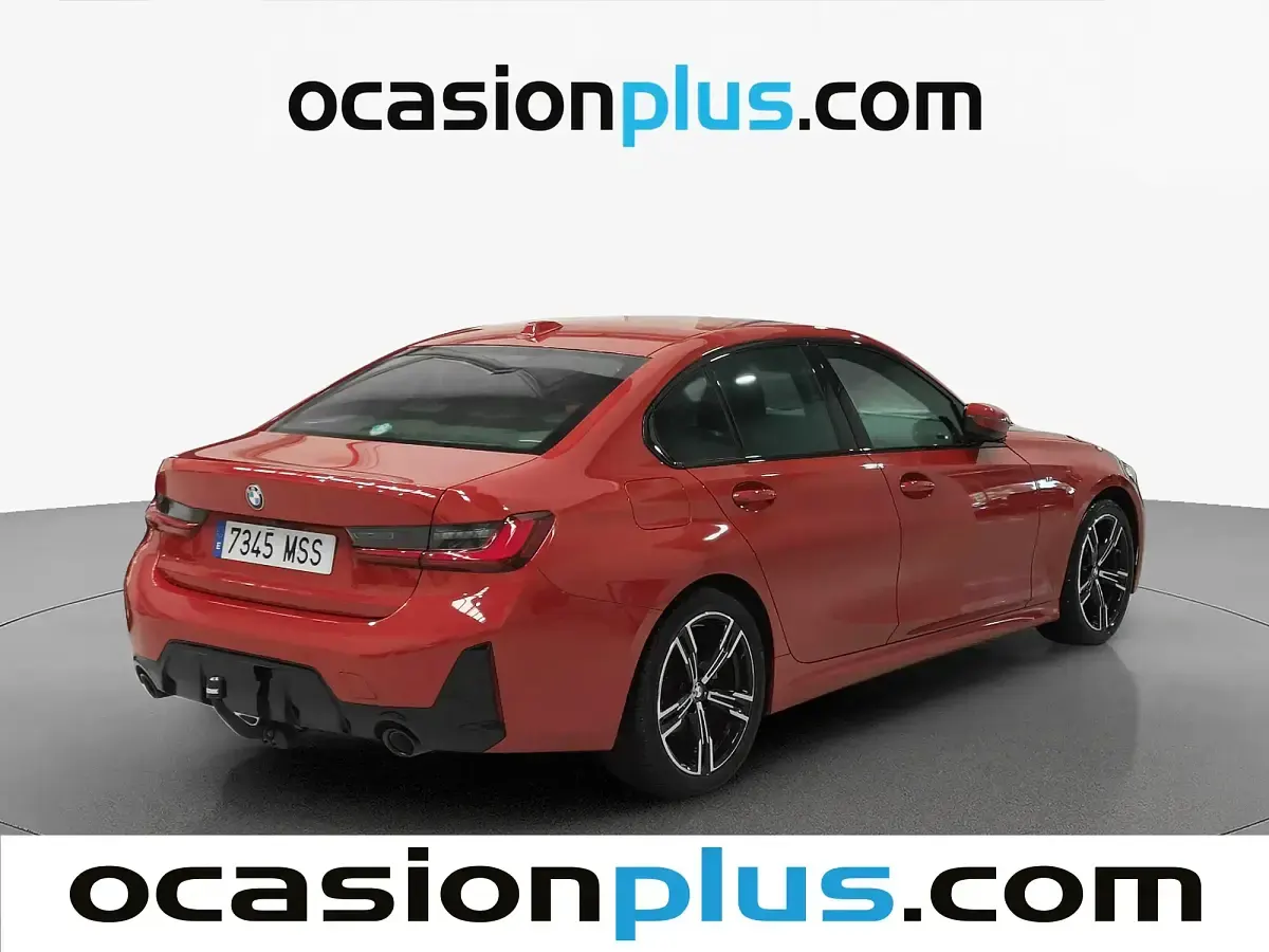 Usado BMW 318 150 CV (110 kW) 2024 Rojo Berlina