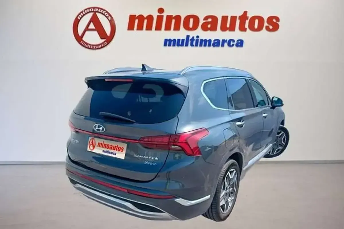 Usado Hyundai Santa Fe Style 265 CV (194 kW) 2022 Gris SUV