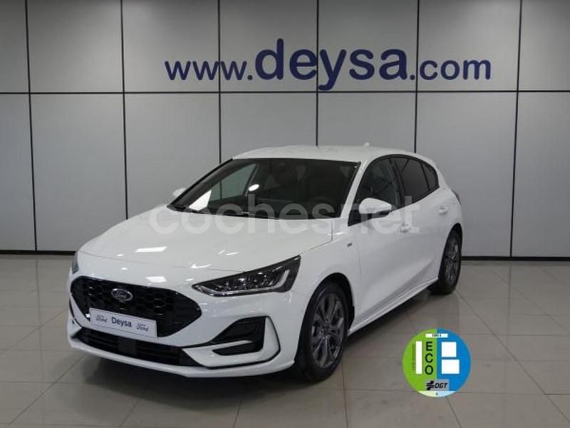Blanco Nuevo 2025 Ford Focus ST-Line Berlina | 22.690 € (Buen precio) - Imagen 1/4