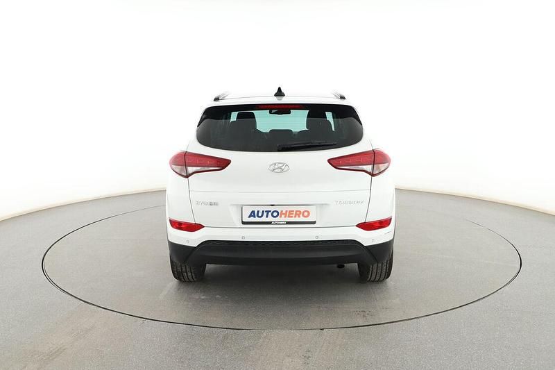 Usado Hyundai Tucson 140 CV (102 kW) 2017 Blanco SUV