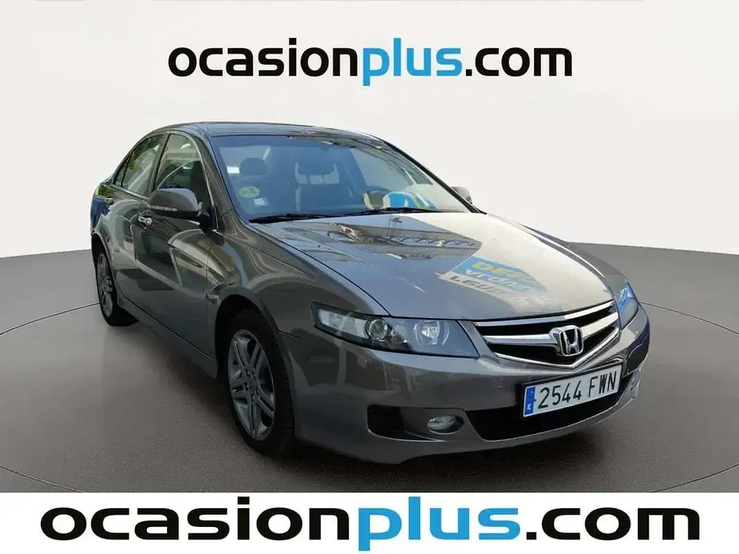 Usado Honda Accord Sport 140 CV (102 kW) 2007 Gris Berlina