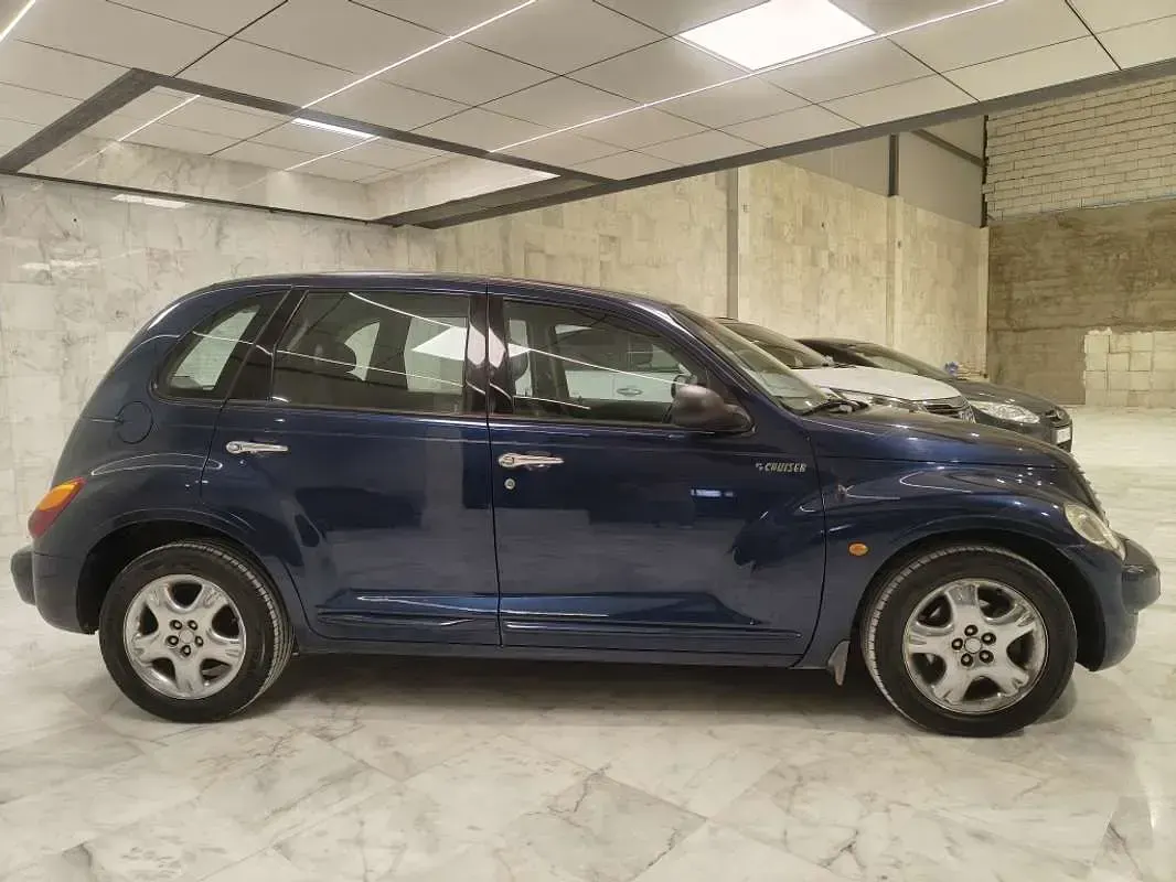 Usado Chrysler PT Cruiser Limited 121 CV (88 kW) 2003 Azul Monovolumen