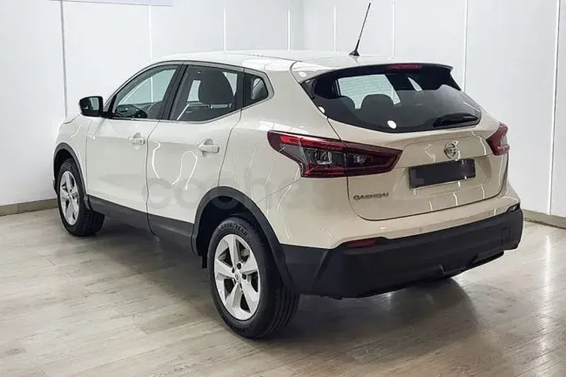 Usado Nissan Qashqai Acenta 115 CV (84 kW) 2020 Blanco SUV
