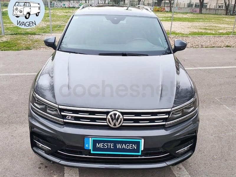 Usado VW Tiguan R-line 150 CV (110 kW) 2020 Gris / plata SUV