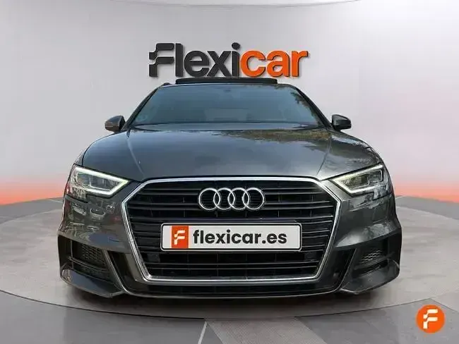 Usado Audi A3 150 CV (110 kW) 2020 Gris Berlina