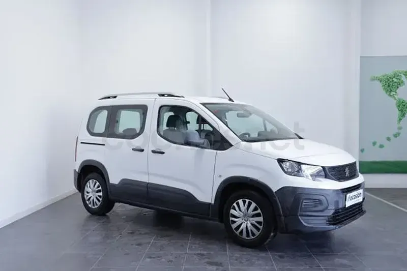Usado Peugeot Rifter Access 100 CV (73 kW) 2019 Blanco Monovolumen