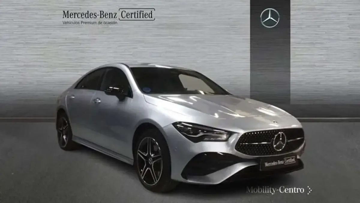 Usado Mercedes CLA250e 218 CV (160 kW) 2024 Plateado Coupe