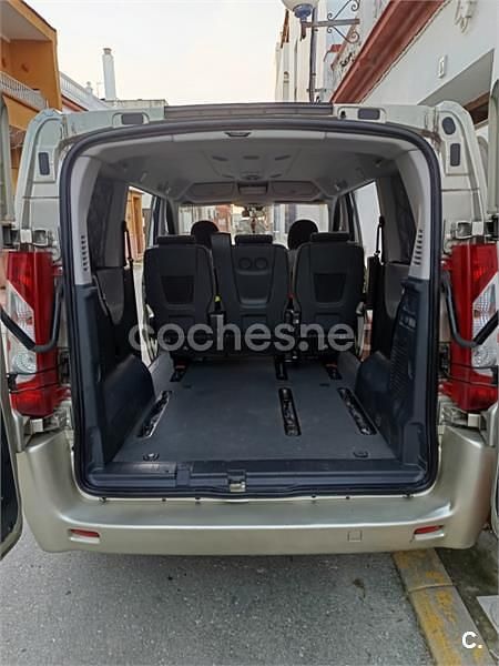 Usado Fiat Doblò Emotion 135 CV (99 kW) 2009 Beige Monovolumen