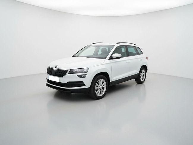 Usado Skoda Karoq Ambition 150 CV (110 kW) 2021 Blanco SUV