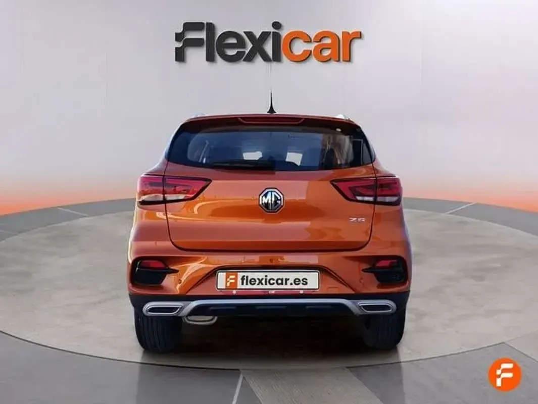 Usado MG ZS Comfort 116 CV (85 kW) 2025 Naranja SUV