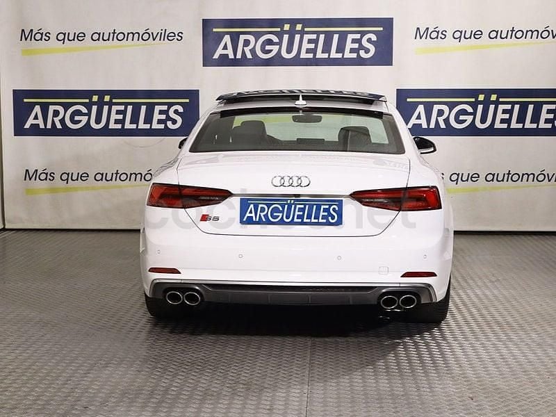 Usado Audi S5 Ambiente 354 CV (260 kW) 2017 Blanco Coupe