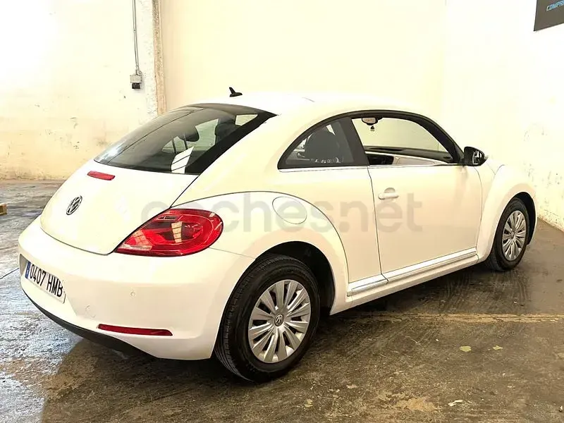 Usado VW Beetle 105 CV (77 kW) 2012 Blanco Utilitario