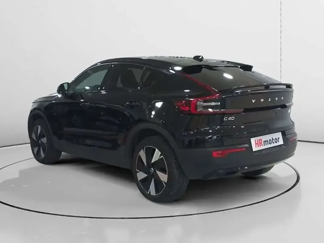 Usado Volvo C40 Plus 185 kW (252 CV) 2023 Negro SUV